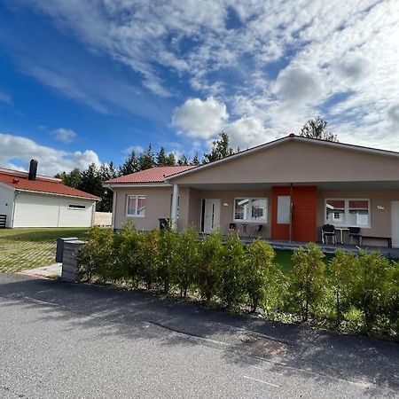 Villa Beautiful Terraced House With Private Parking à Sandviken Extérieur photo