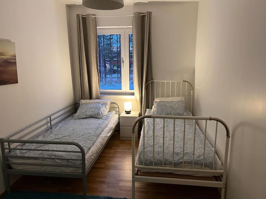Villa Beautiful Terraced House With Private Parking à Sandviken Extérieur photo